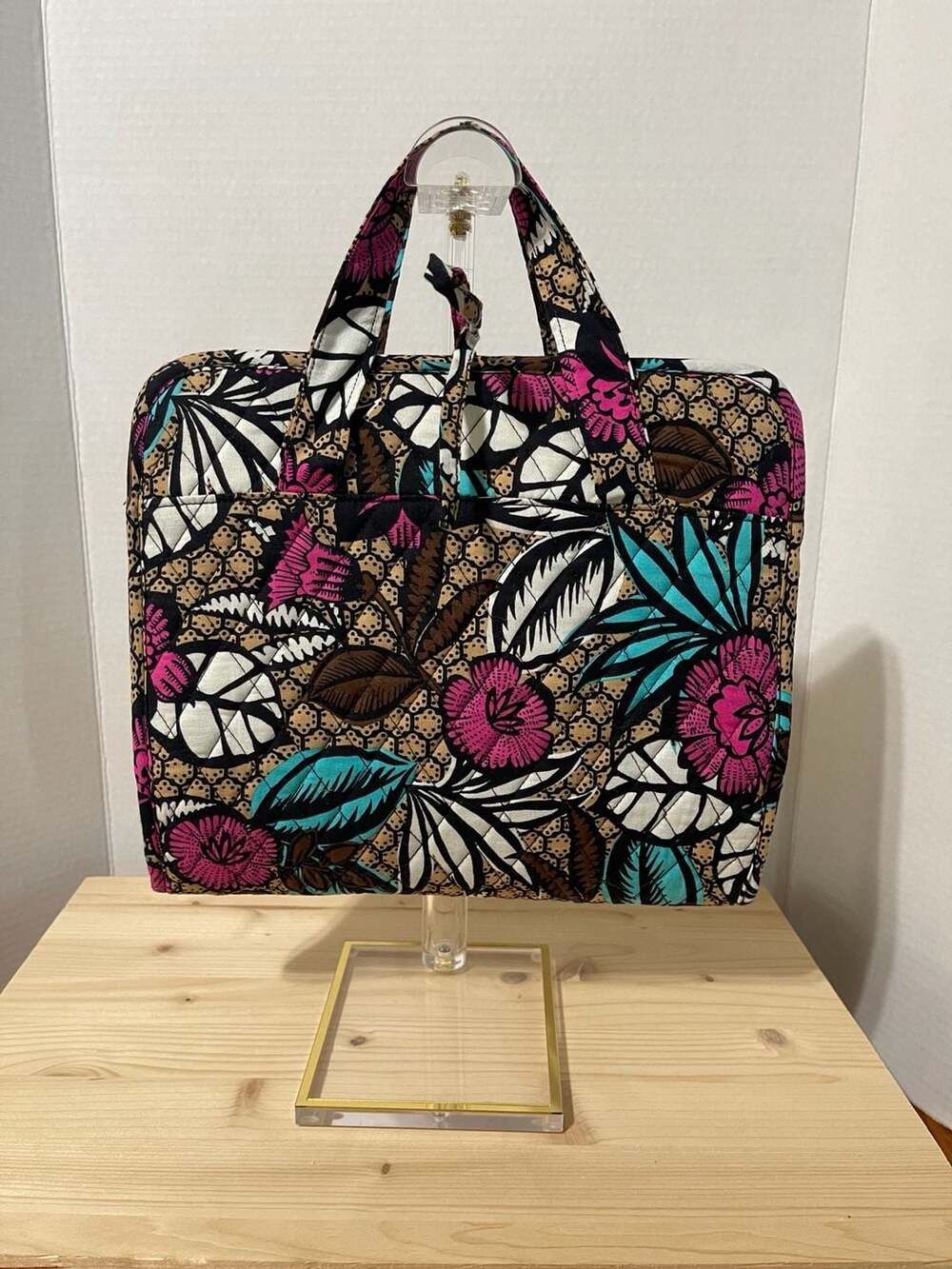 Vera Bradley Canyon Road Hanging Travel Organizer Toiletries Bag